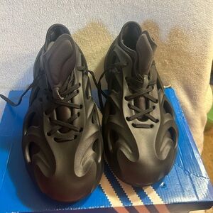 adidas adiFOM Q Black and Carbon Sneakers